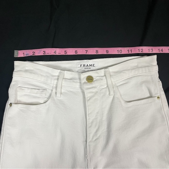 FRAME DENIM  “ Le Sylvie Crop”  with Split Hem Detail at Ankle  WHITE Size 26 - Picture 6 of 14